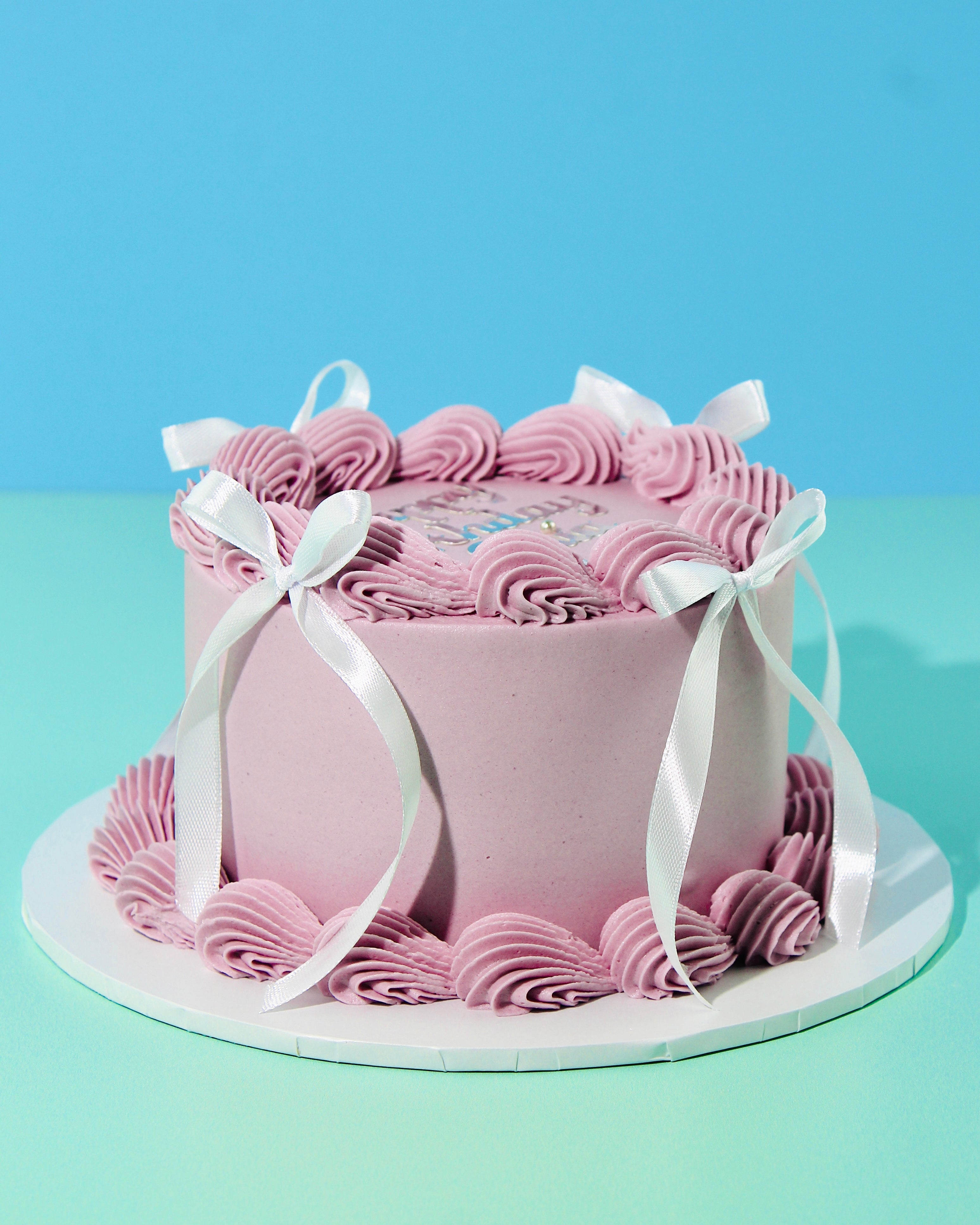 Mini Message Bow Cake