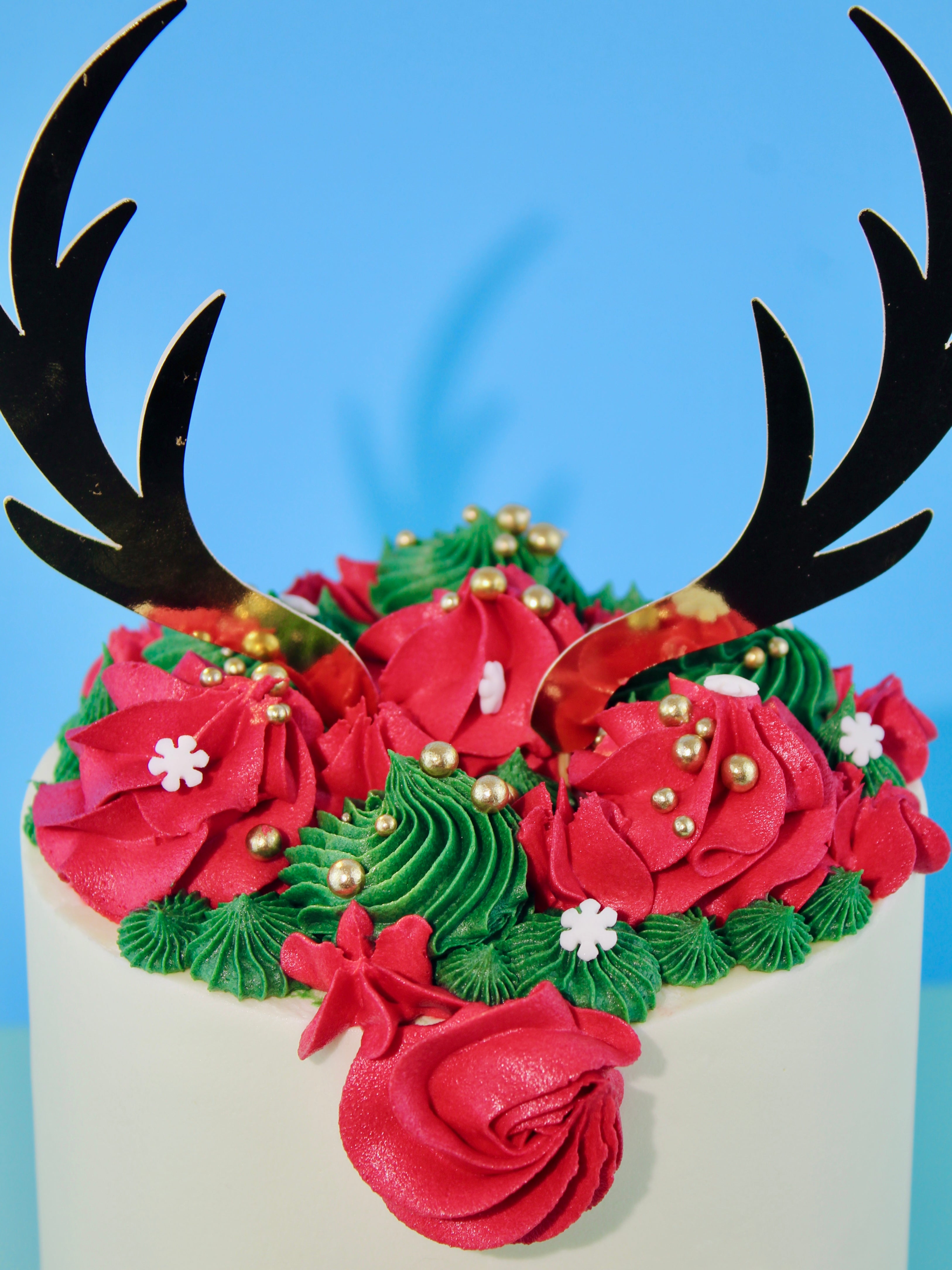 Reindeer Christmas Cake