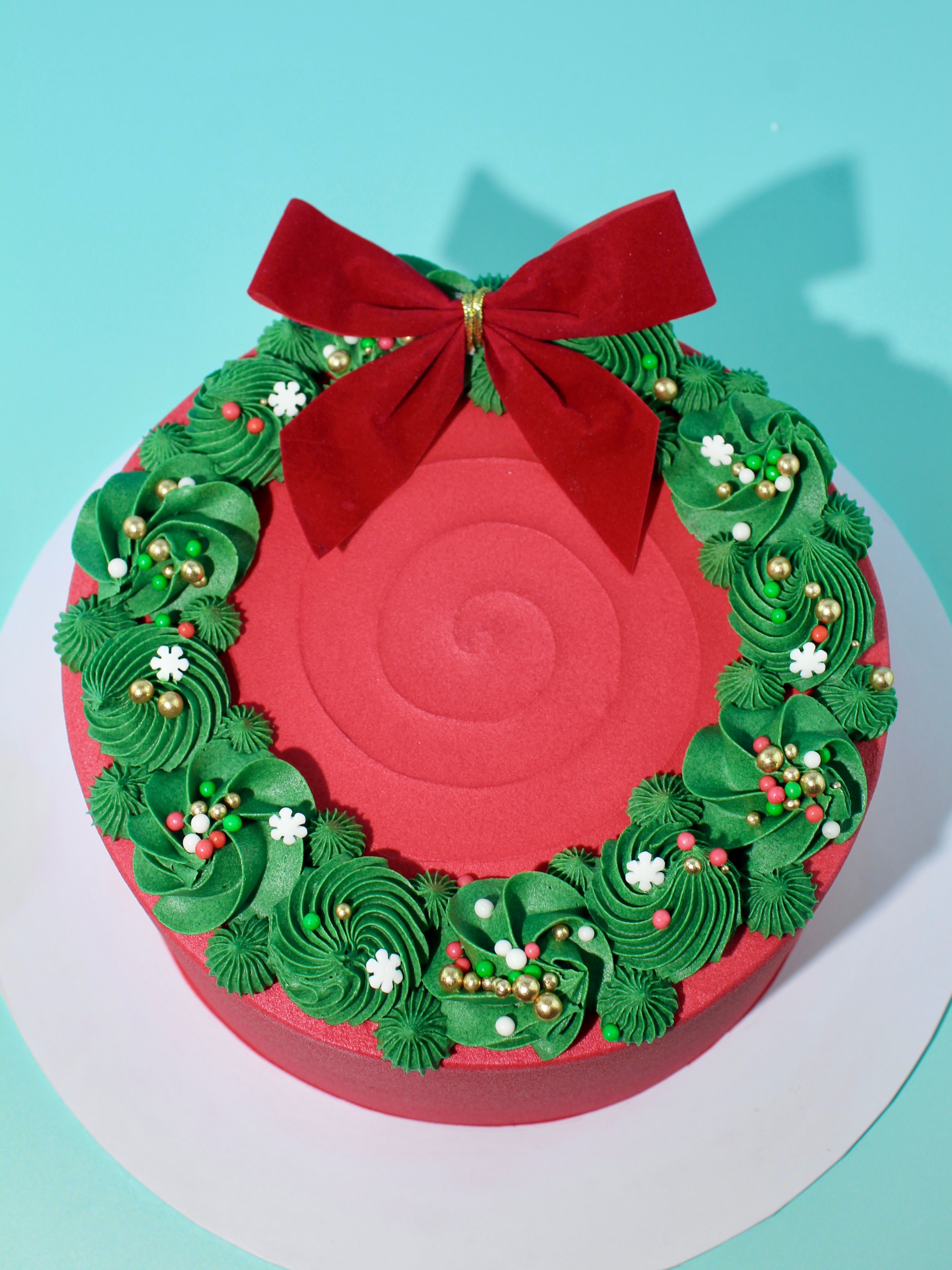 Christmas Wreath Cake